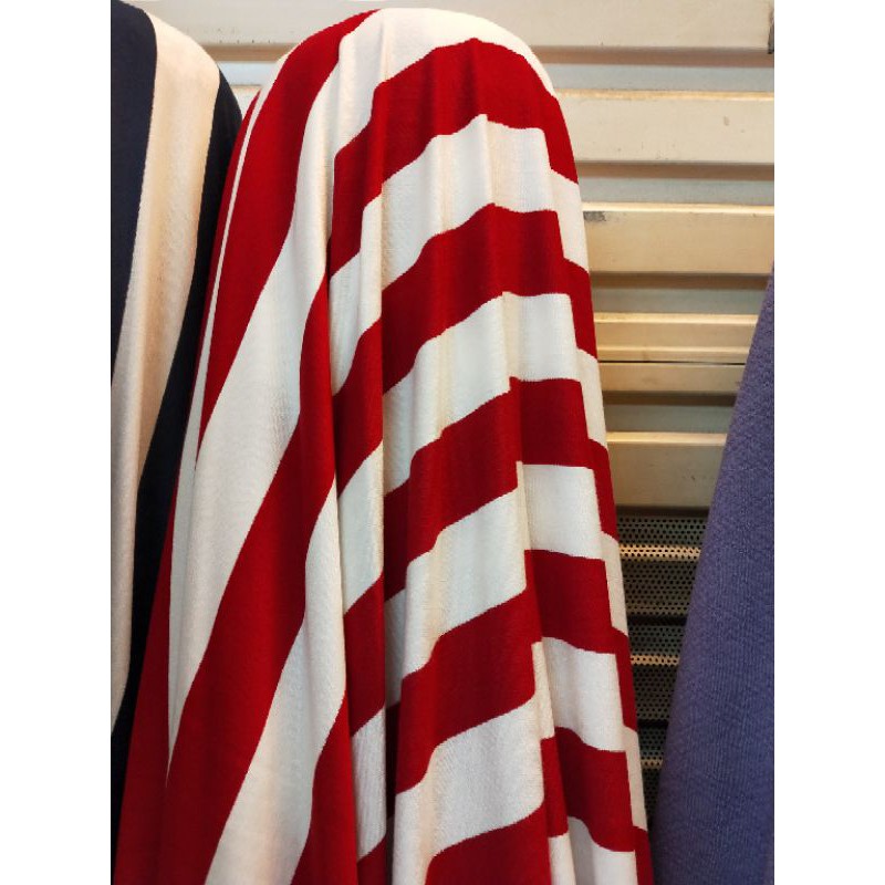 KAIN STRIPE- SALUR MERAH PUTIH, MATERIAL RAYON